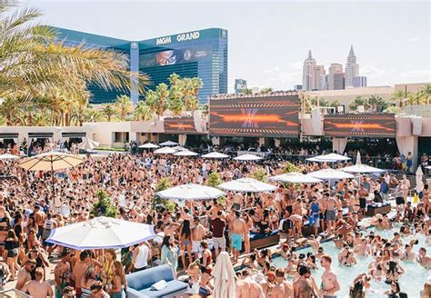 wet republic las vegas calendar.